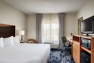 Photo 4 - Fairfield Inn & Suites by Marriott Tallahassee Central