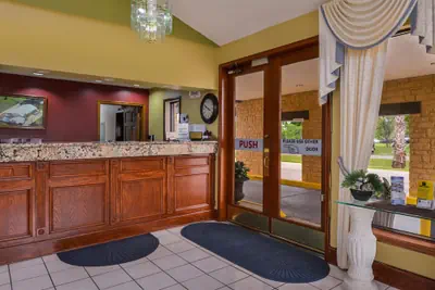Photo 2 - Americas Best Value Inn West Columbia