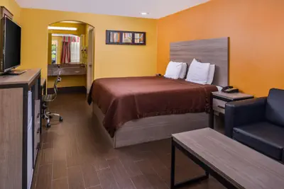 Photo 3 - Americas Best Value Inn West Columbia