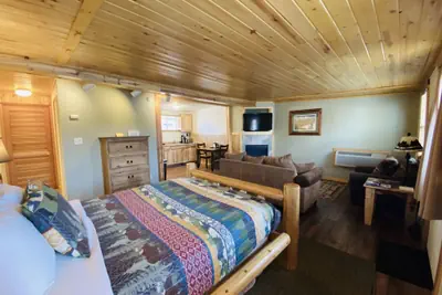 Photo 5 - Salida Inn & Monarch Suites