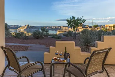 Photo 2 - Lake Powell Resort