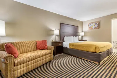 Photo 5 - Econo Lodge Florence - Darlington