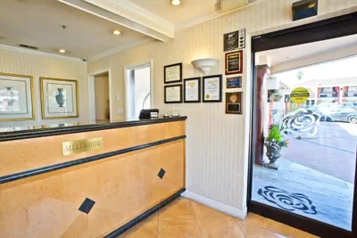 Photo 3 - The Millwood - A Boutique Hotel