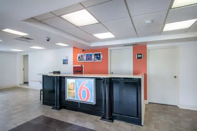 Photo 5 - Motel 6 London, KY