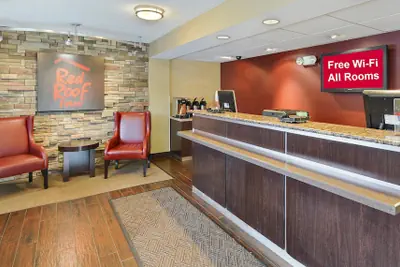 Photo 4 - Red Roof Inn Huntington