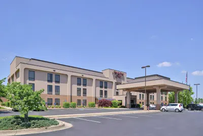 Photo 2 - Hampton Inn Staunton