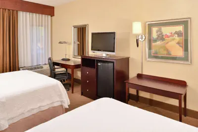 Photo 5 - Hampton Inn Staunton