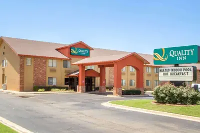 Photo 2 - Quality Inn Broken Arrow - Tulsa