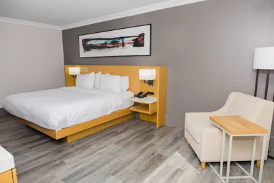 Photo 4 - Delta Hotels by Marriott Columbia Northeast
