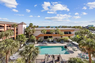 Photo 2 - Beachfront Palms Resort Galveston, an Ascend Collection Hotel