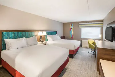 Photo 5 - Hampton Inn & Suites Houghton