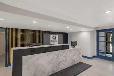 Photo 3 - Quality Inn & Suites Altamonte Springs Orlando-North