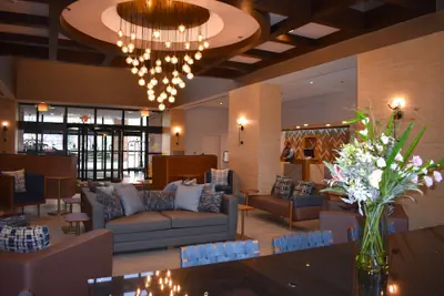 Photo 3 - Chicago Marriott Suites O'Hare