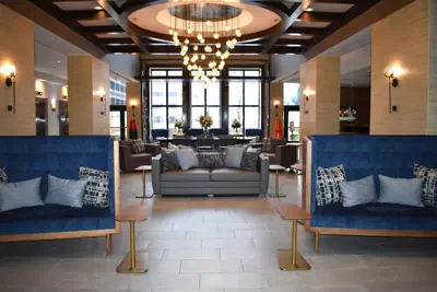 Photo 2 - Chicago Marriott Suites O'Hare