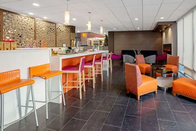 Photo 5 - La Quinta Inn & Suites by Wyndham Seattle Federal Way