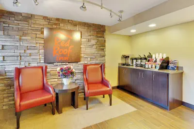 Photo 4 - Red Roof Inn Detroit - Dearborn/Greenfield Village