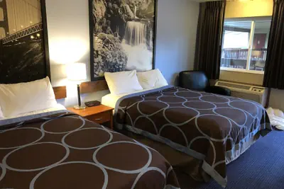 Photo 5 - Super 8 by Wyndham Albany/Corvallis