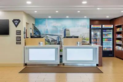 Photo 5 - Best Western Plus North Shore Hotel