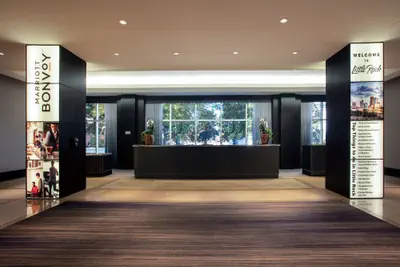 Photo 5 - Little Rock Marriott