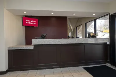 Photo 4 - Red Roof Inn Warrenton