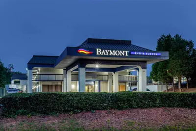 Photo 2 - Baymont by Wyndham McDonough