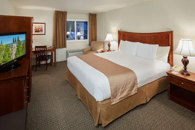Photo 5 - Lake Natoma Inn
