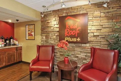 Photo 3 - Red Roof Inn PLUS+ Atlanta - Buckhead 