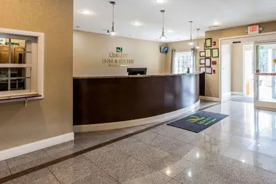Photo 4 - Quality Inn & Suites Bremen