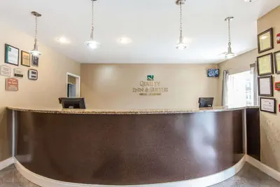 Photo 3 - Quality Inn & Suites Bremen
