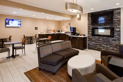 Photo 4 - Best Western Muscatine / Pearl City Hotel