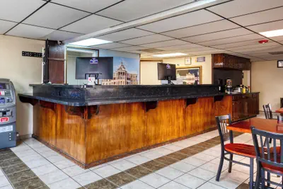 Photo 3 - Executive Inn & Suites