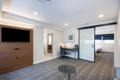 Photo 3 - Holiday Inn Express Boston - Waltham by IHG