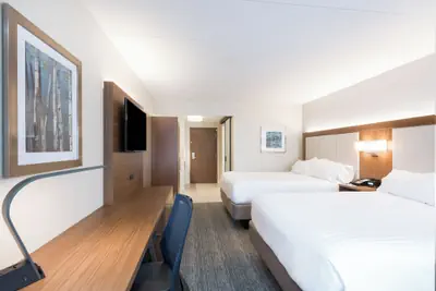 Photo 5 - Holiday Inn Express Boston - Waltham by IHG