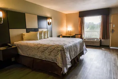 Photo 5 - Best Western Cades Cove Inn