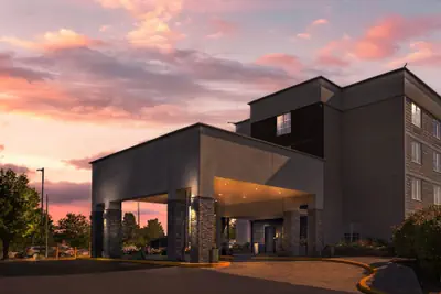 Photo 2 - Comfort Inn & Suites Pottstown Eastern Gateway