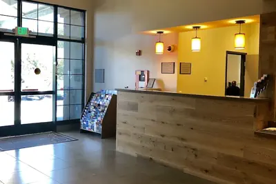 Photo 3 - Country Inn & Suites by Radisson, San Jose International Airport, CA