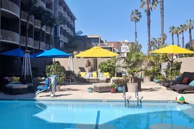 Photo 2 - Inn By The Sea La Jolla
