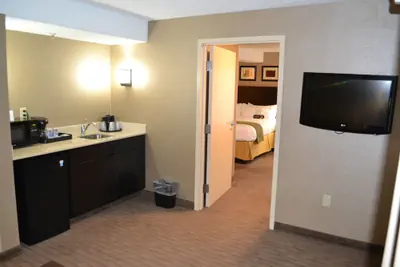 Photo 3 - Garner Hotel Brockton - Boston by IHG