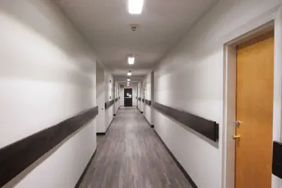 Photo 4 - Econo Lodge Gallup West