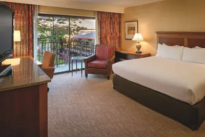 Photo 3 - DoubleTree by Hilton Seattle Airport