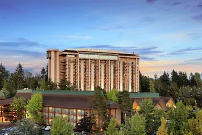 Photo 2 - DoubleTree by Hilton Seattle Airport