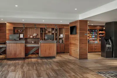 Photo 3 - Four Points by Sheraton Los Angeles Westside