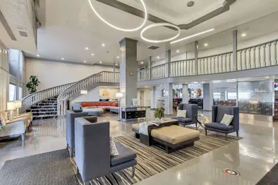 Photo 5 - Radisson Hotel Salt Lake City Airport