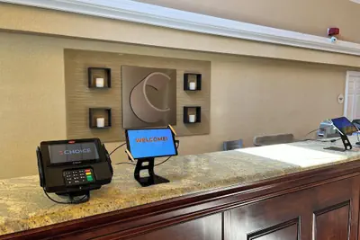 Photo 2 - Comfort Inn Springfield
