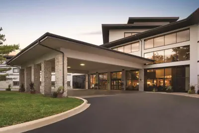 Photo 2 - Oneida Casino Hotel