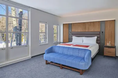 Photo 5 - Aspen Meadows Resort