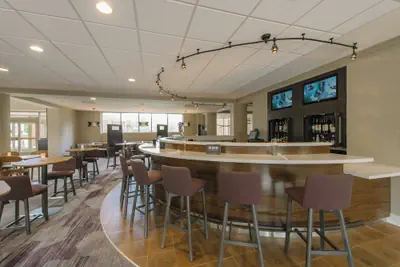 Photo 5 - Courtyard by Marriott Nashua