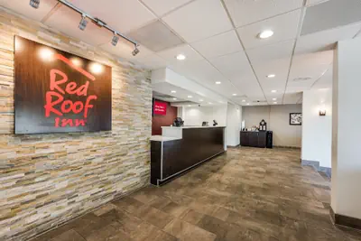 Photo 5 - Red Roof Inn Birmingham South