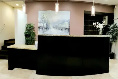 Photo 3 - SureStay Hotel by Best Western Vallejo Napa Valley