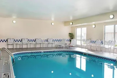 Photo 2 - Fairfield Inn & Suites by Marriott Champaign